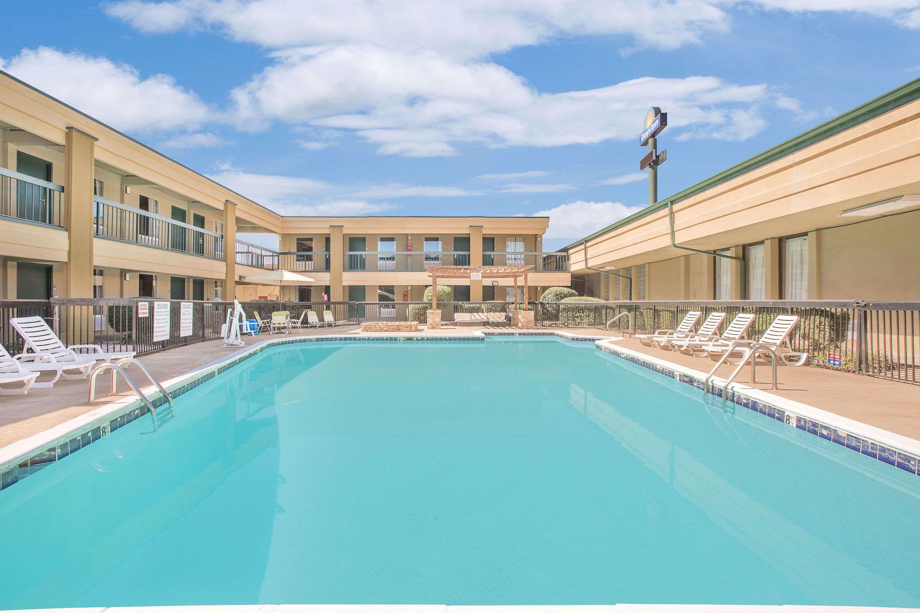 Days Inn By Wyndham Attalla Esterno foto